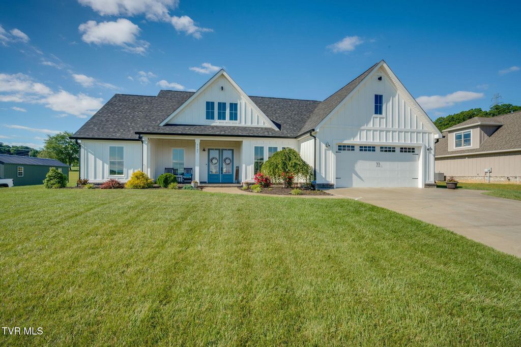 Photo of 2137 Cattlemans Trail, Jonesborough, TN 37659 (MLS # 9995509)