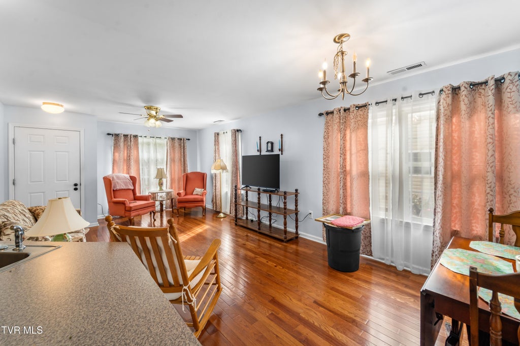 Photo of 116 Willow Oak Court, Bristol, VA 24201 (MLS # 10002086)
