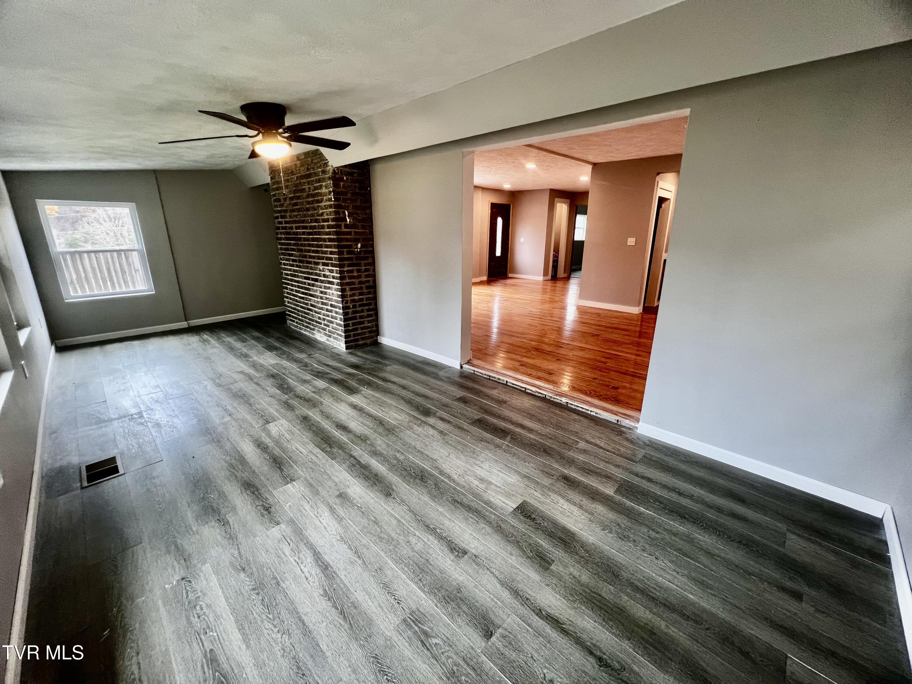 1393 Caney Valley Loop, Surgoinsville, Tennessee image 23