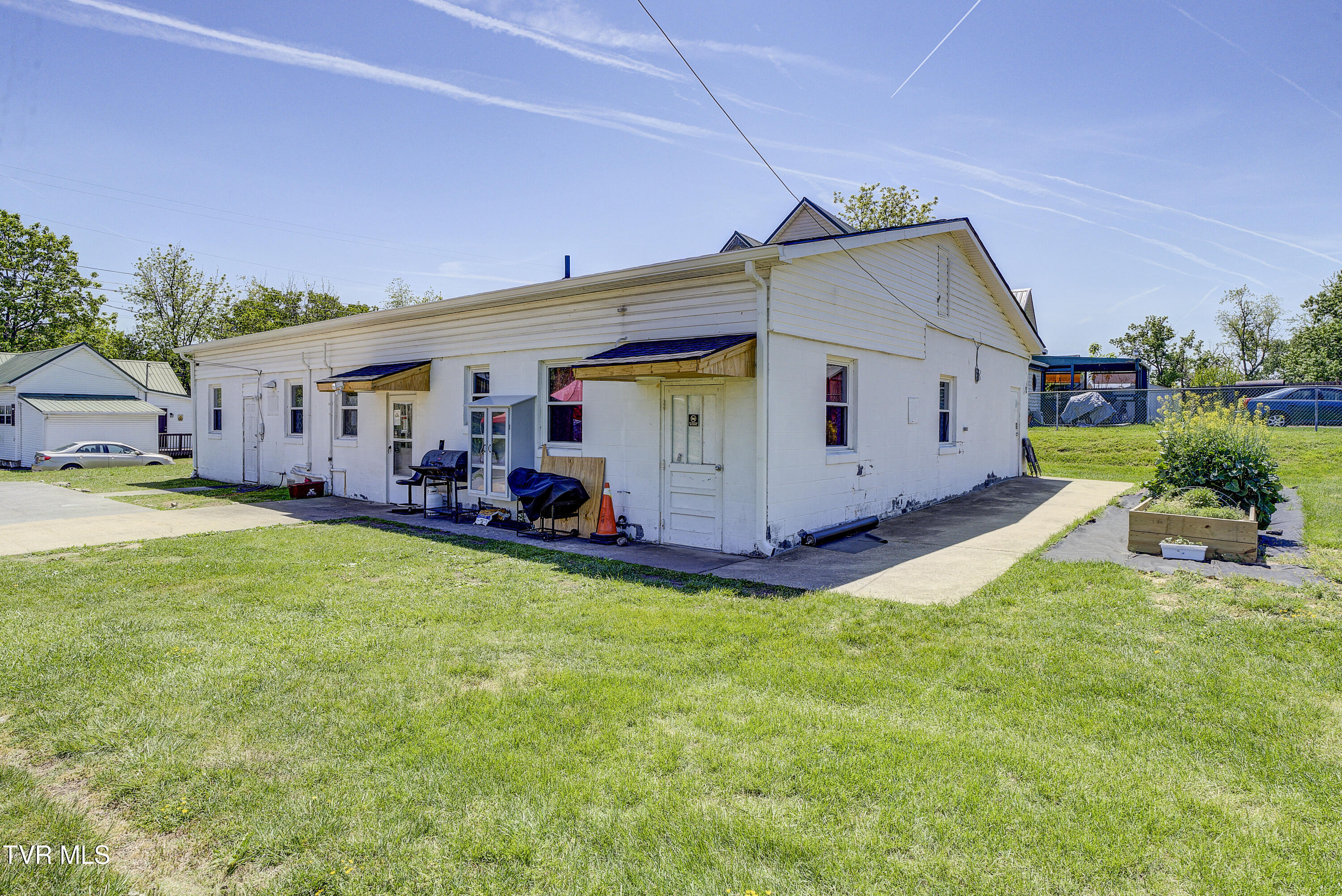 300 West Chilhowie Avenue