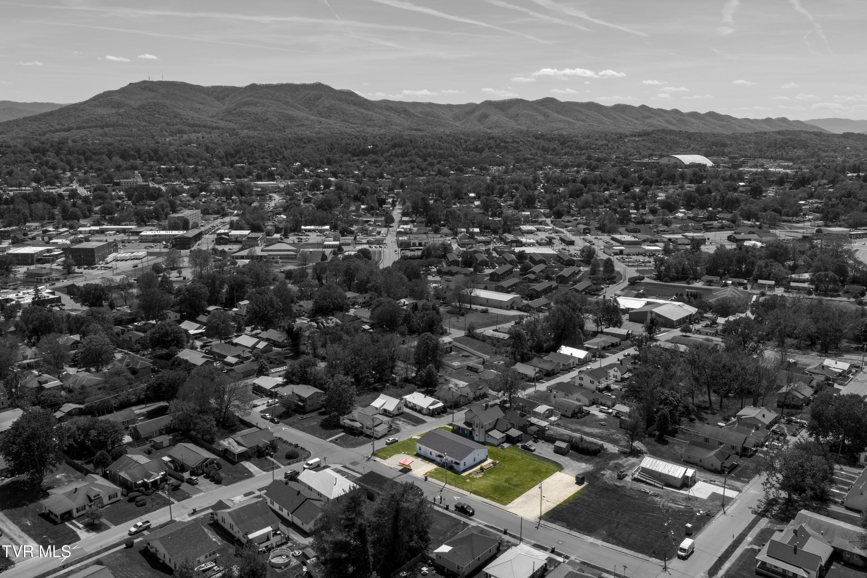 300 West Chilhowie Avenue