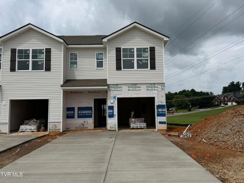 Townhouse For Sale - 108 Holt Way Way<br/> Blountville, TN 37617