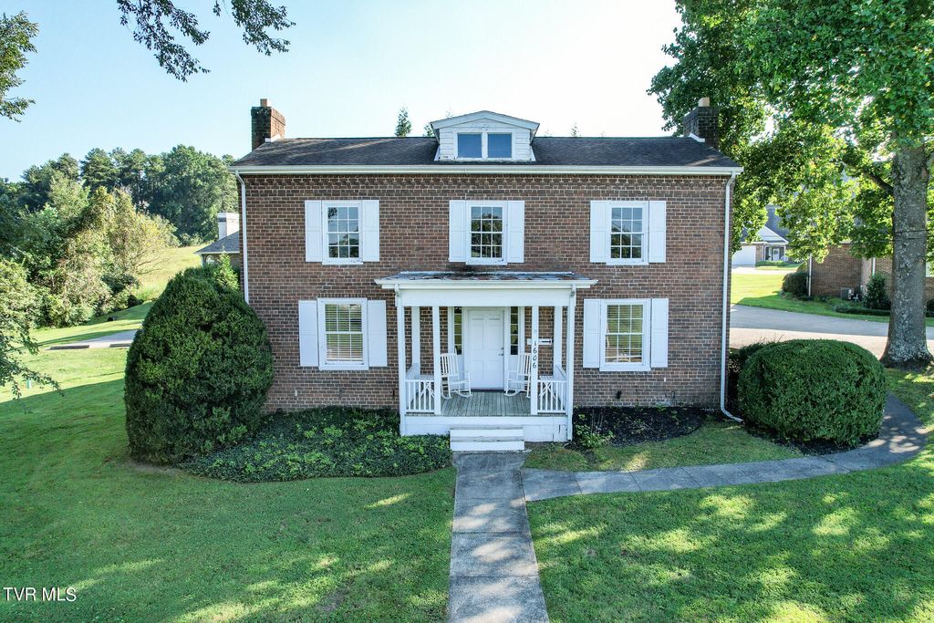 Photo of 1606 Hannah Street, Greeneville, TN 37745 (MLS # 9984077)