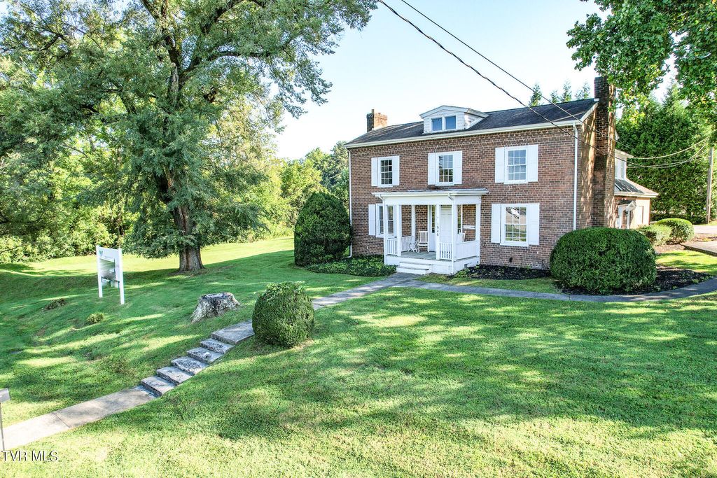 Photo of 1606 Hannah Street, Greeneville, TN 37745 (MLS # 9984077)