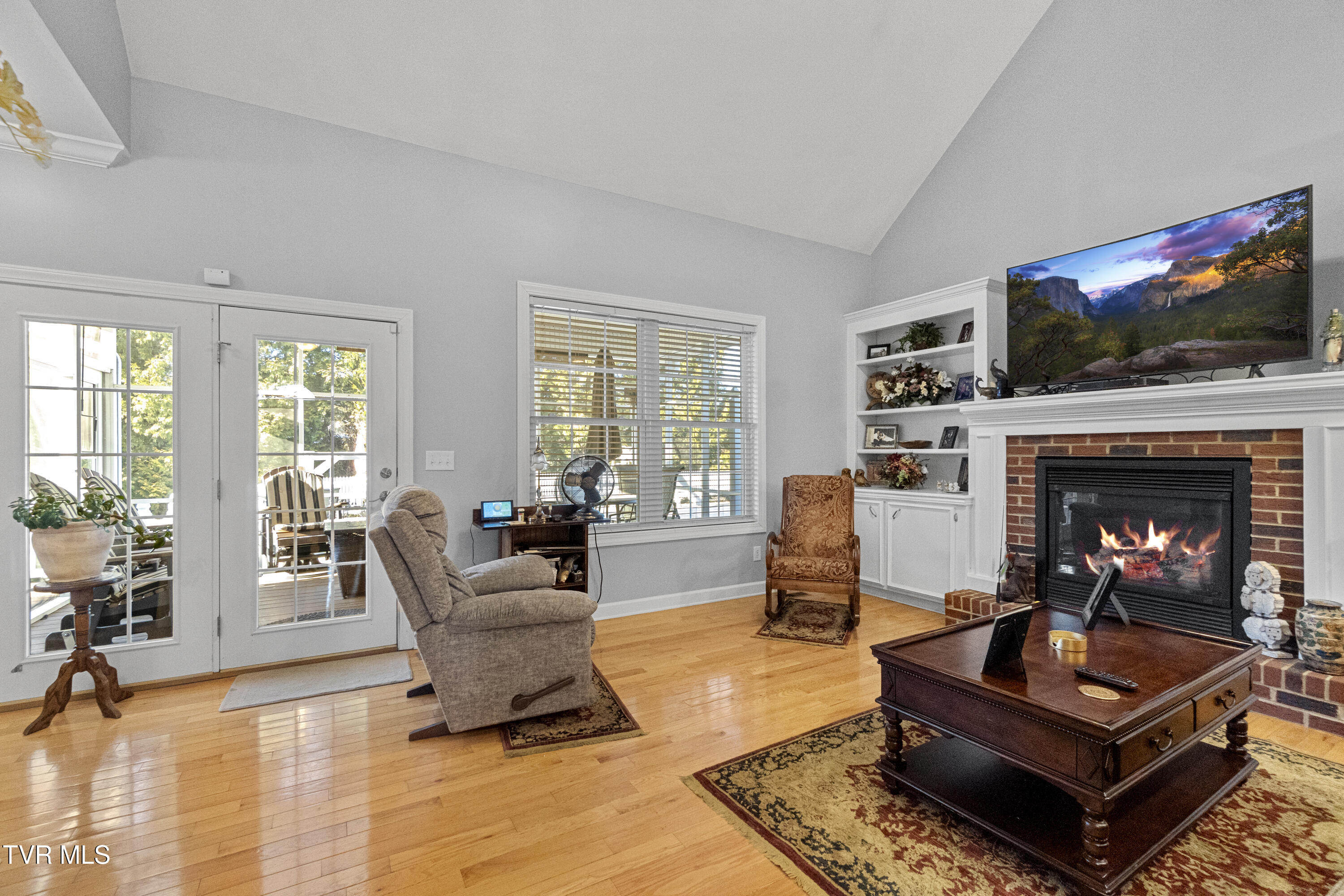 14 West Ridgefield Court