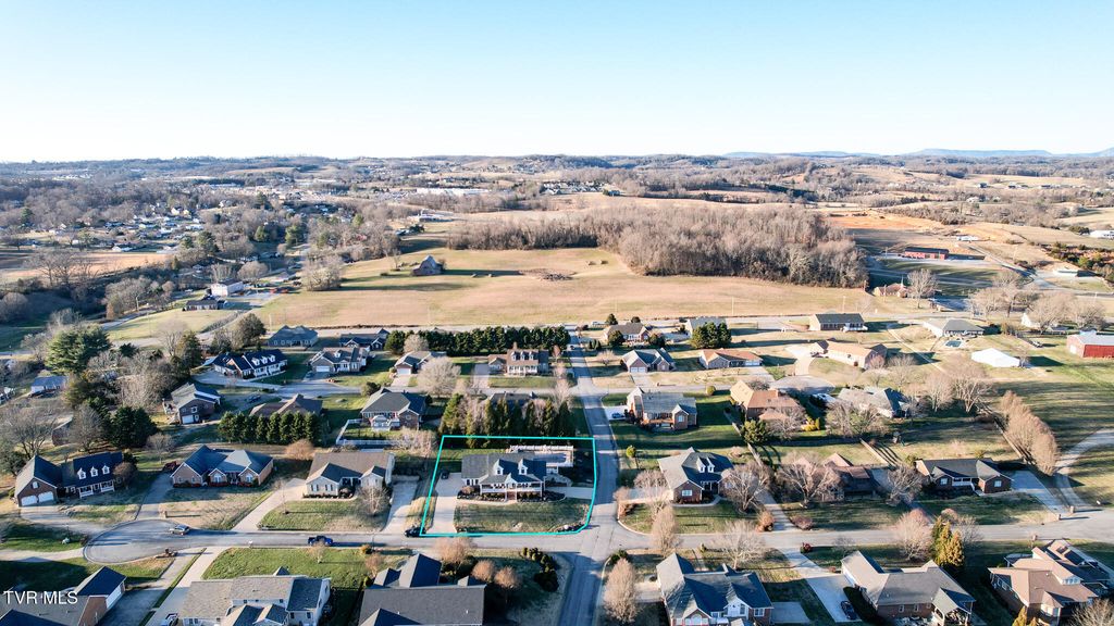 Photo of 14 Ridgefield Court, Greeneville, TN 37745 (MLS # 9990493)