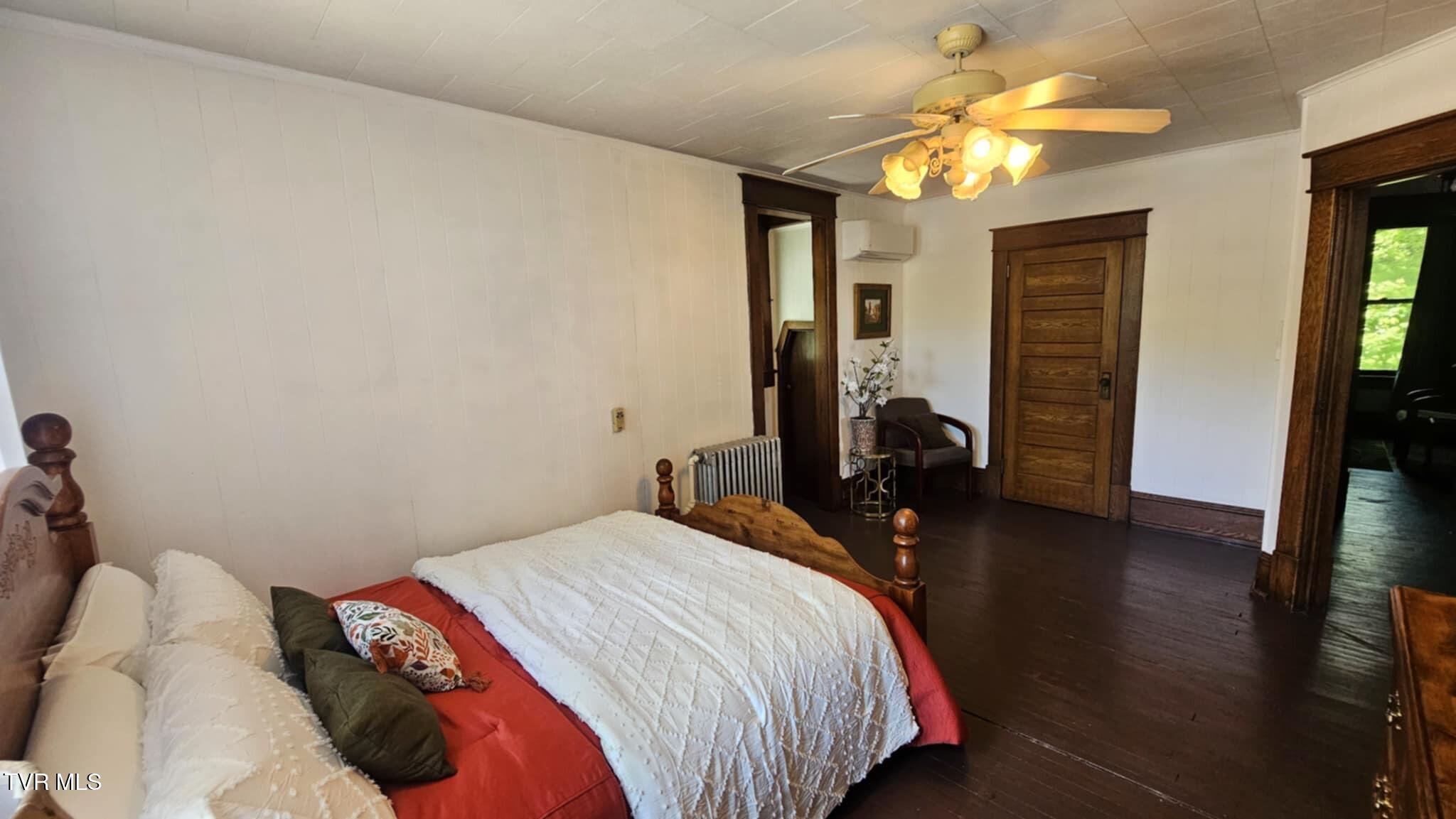 736 The Terrace Street, Norton, Virginia image 13