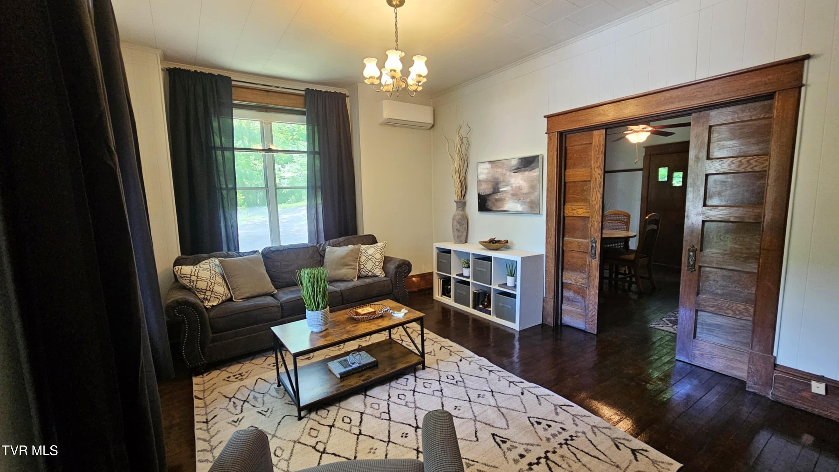 736 The Terrace Street, Norton, Virginia image 9