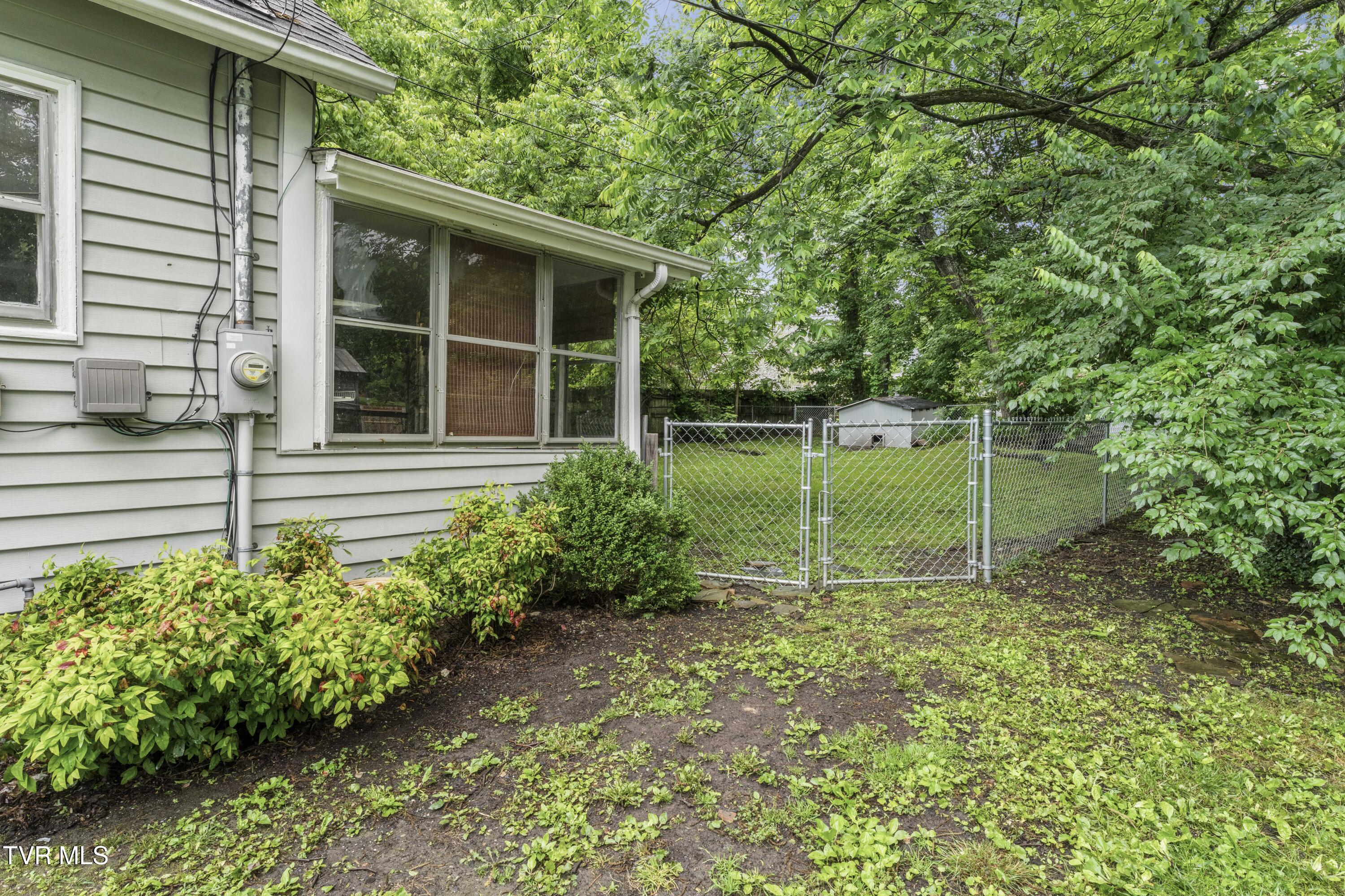 115 Poplar Street, Johnson City, Tennessee image 25