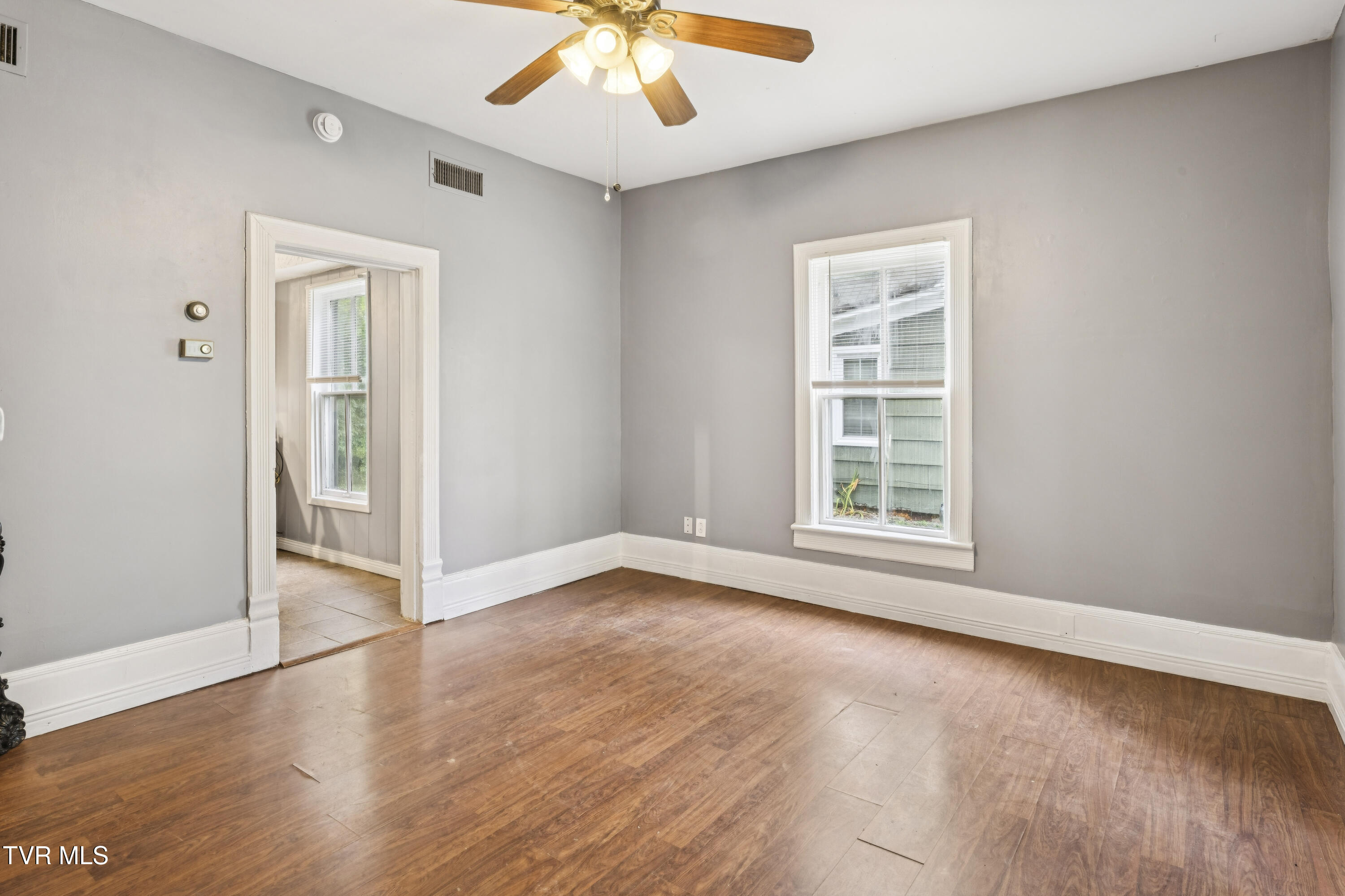 115 Poplar Street, Johnson City, Tennessee image 8