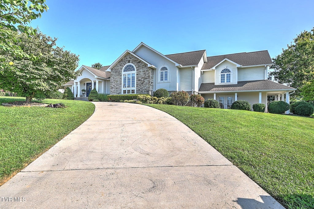 Photo of 414 Carter Hill Road, Piney Flats, TN 37686 (MLS # 10000112)