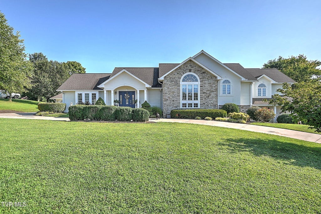 Photo of 414 Carter Hill Road, Piney Flats, TN 37686 (MLS # 10000112)