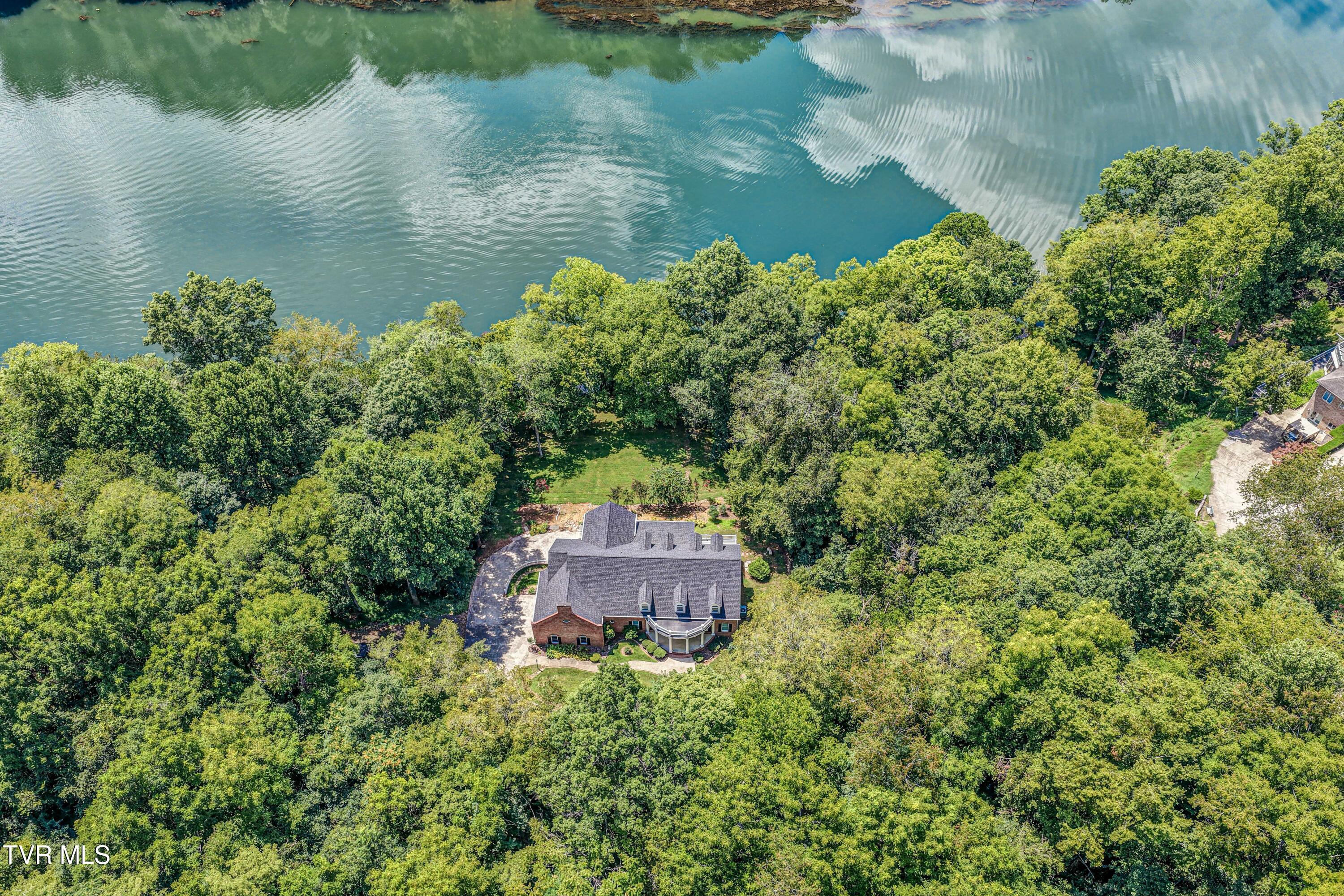 1212 Wahoo Valley Road