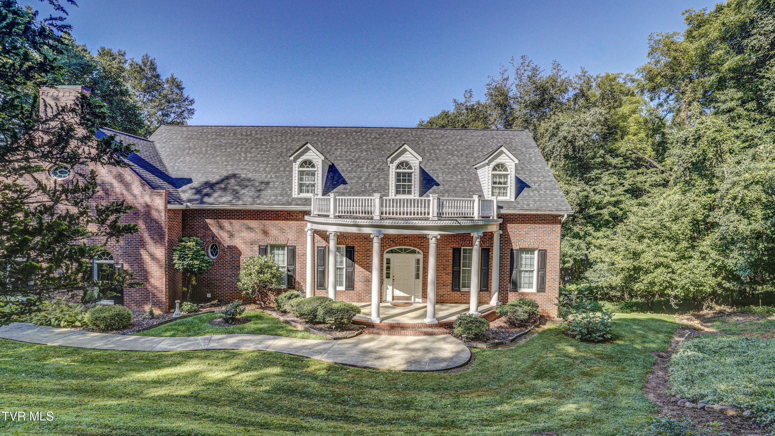 1212 Wahoo Valley Road