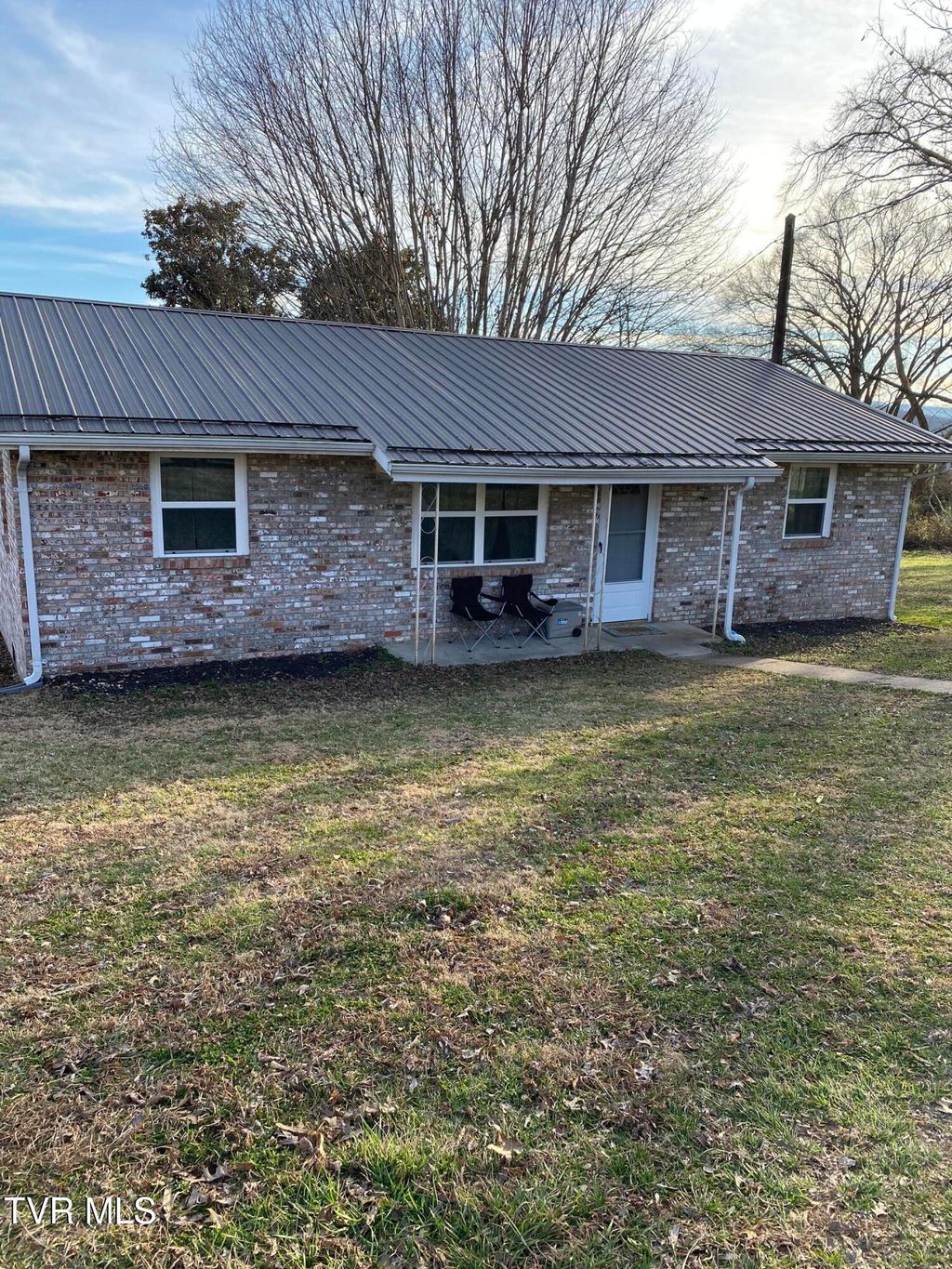Photo of 147 Third Street, Jonesville, VA 24263 (MLS # 9989896)
