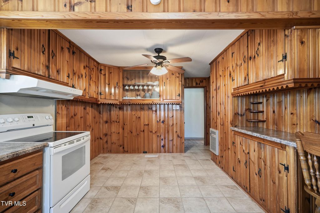 Photo of 16112 Wyndale Road, Abingdon, VA 24210 (MLS # 9990470)