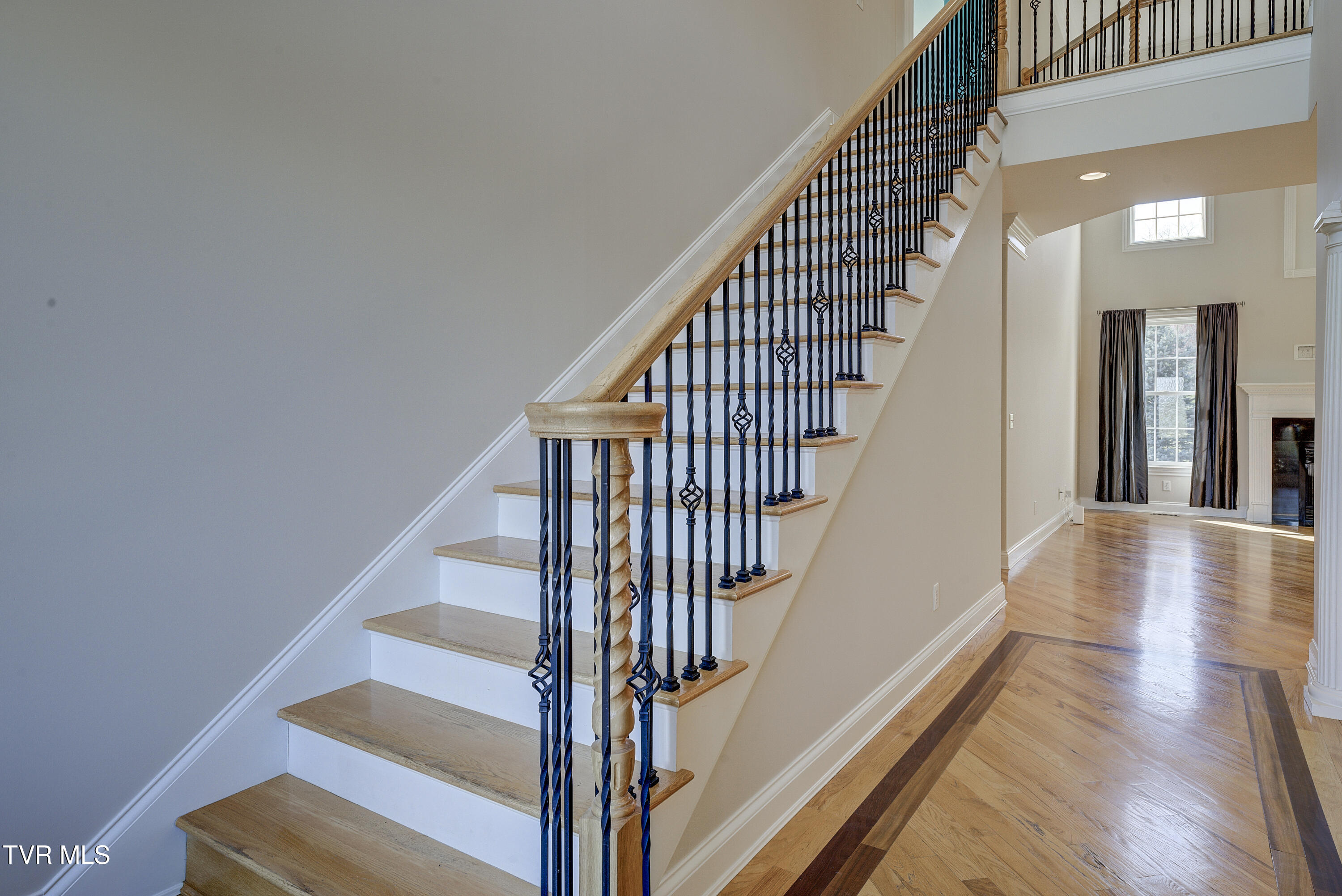 405 Heather View Drive, Jonesborough, Tennessee image 5