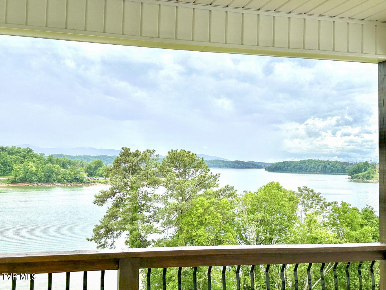 403 Hampton Way, Dandridge, Tennessee image 23