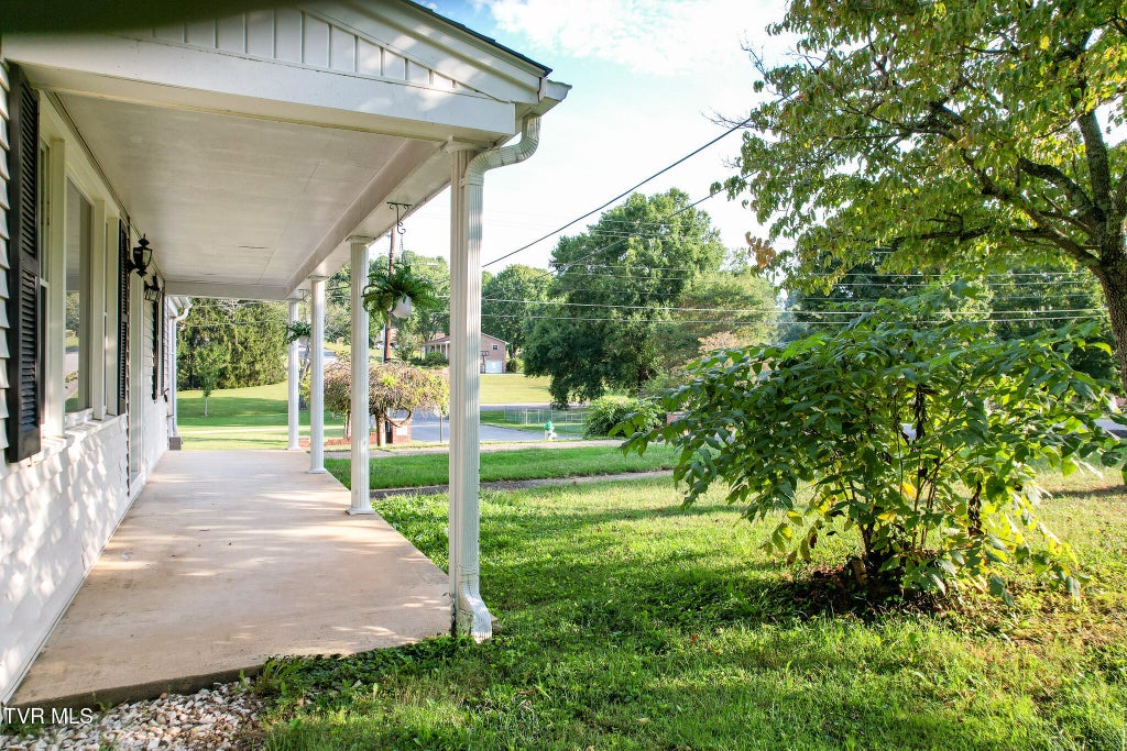 Photo of 133 Hopeville Avenue, Greeneville, TN 37745 (MLS # 10001242)