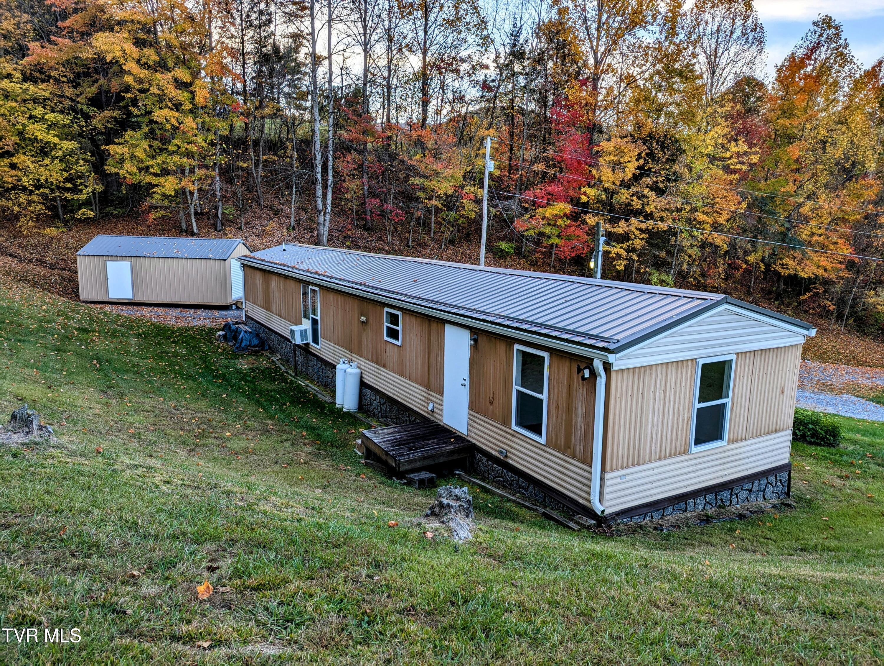 125 Atkins Drive, Elizabethton, Tennessee image 17