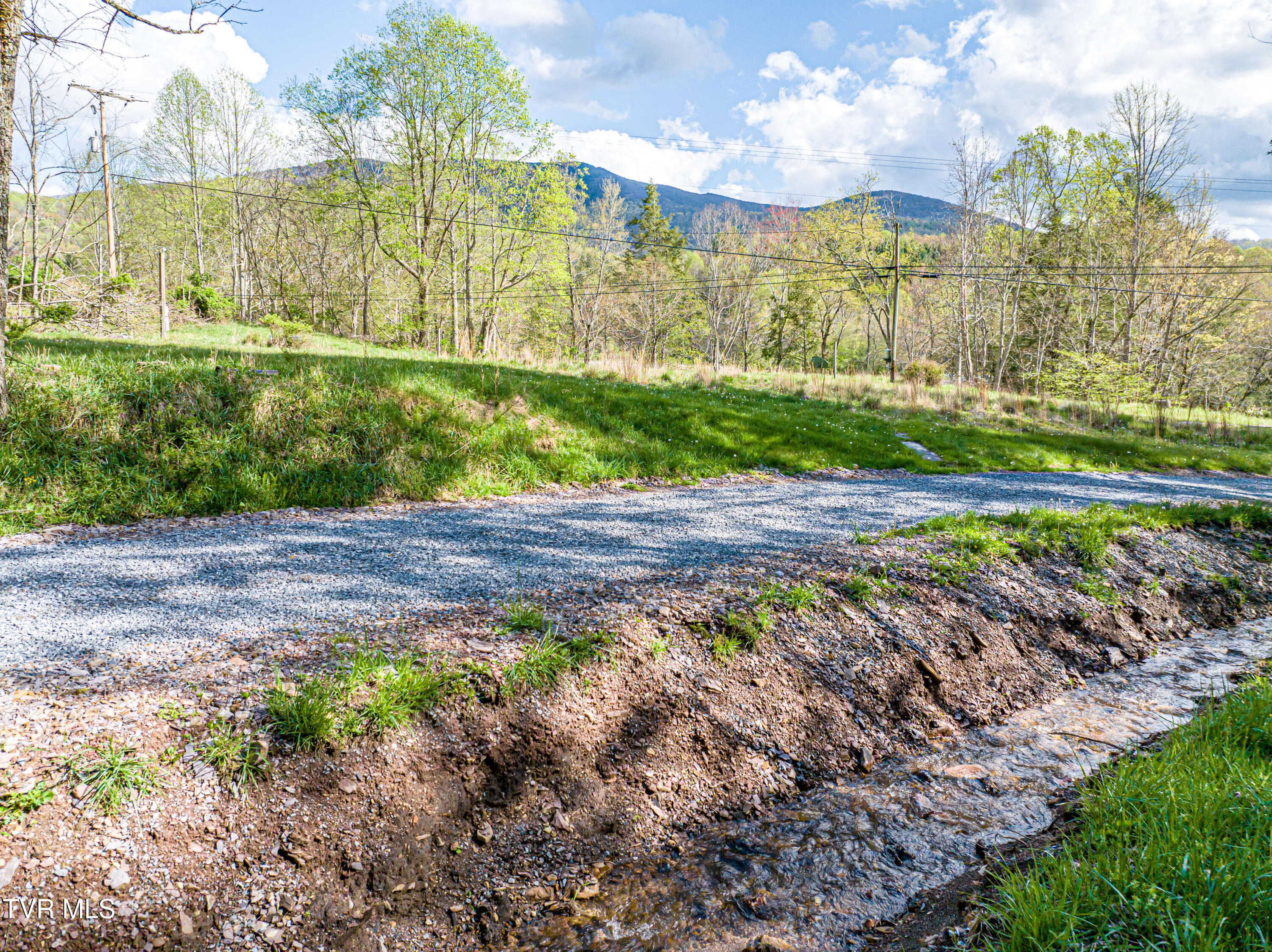 513 Beadwood Lane, Damascus, Virginia image 42