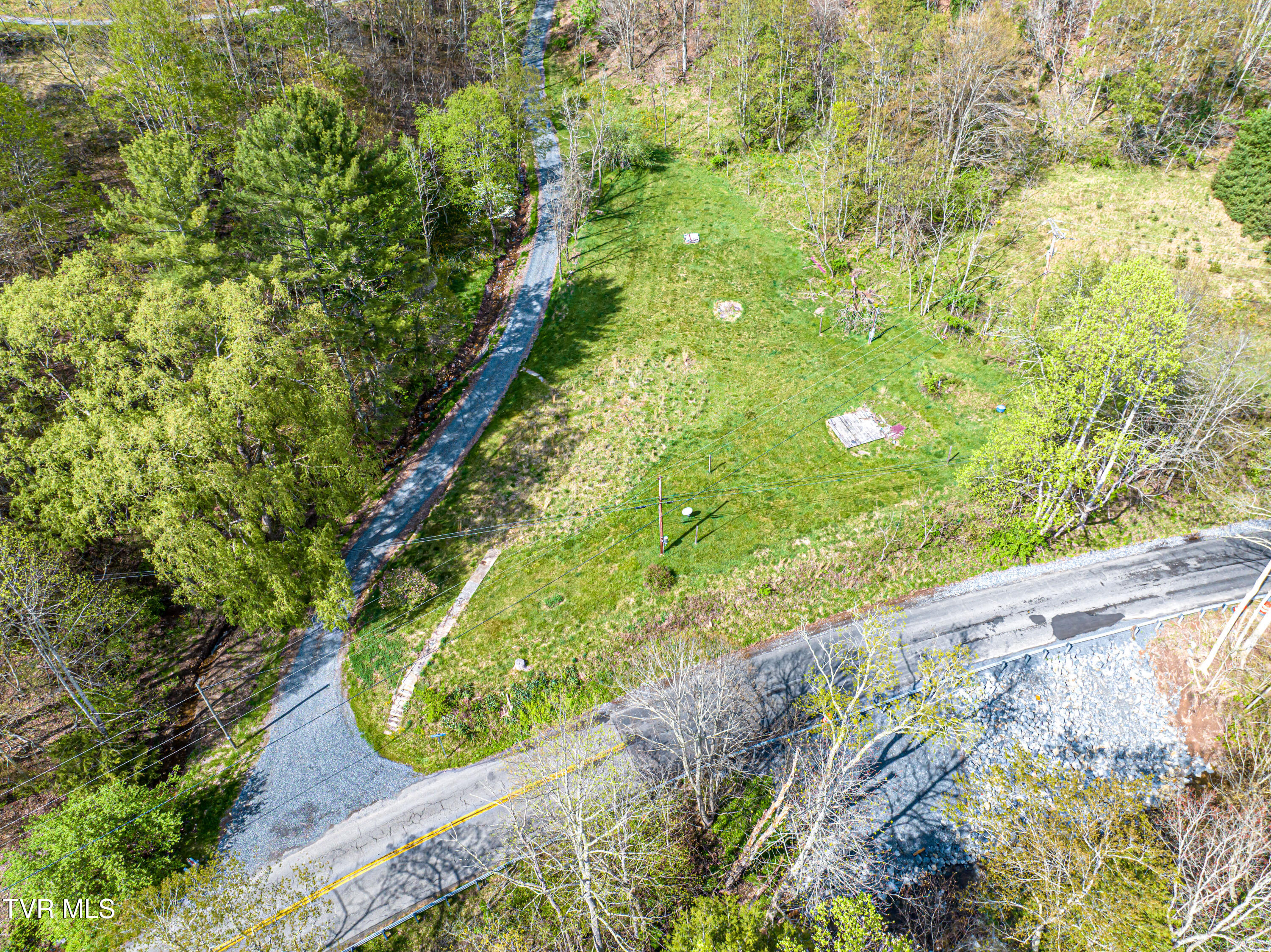 513 Beadwood Lane, Damascus, Virginia image 11