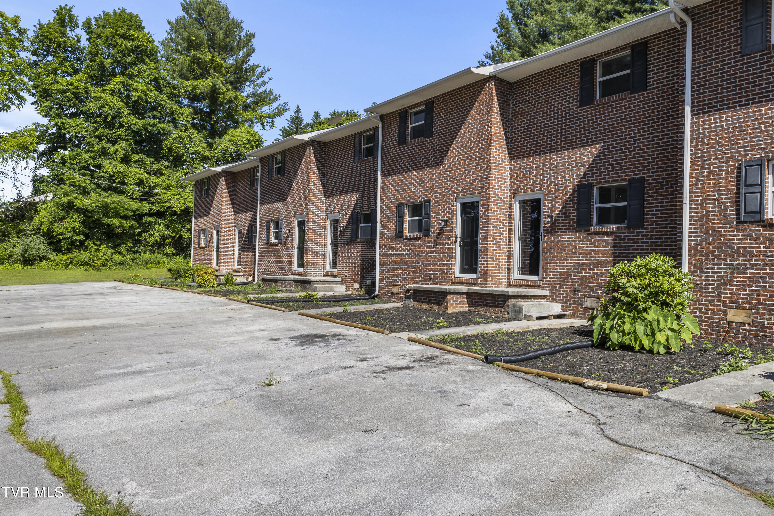 201 Ron Royce Drive #8, Elizabethton, Tennessee image 35