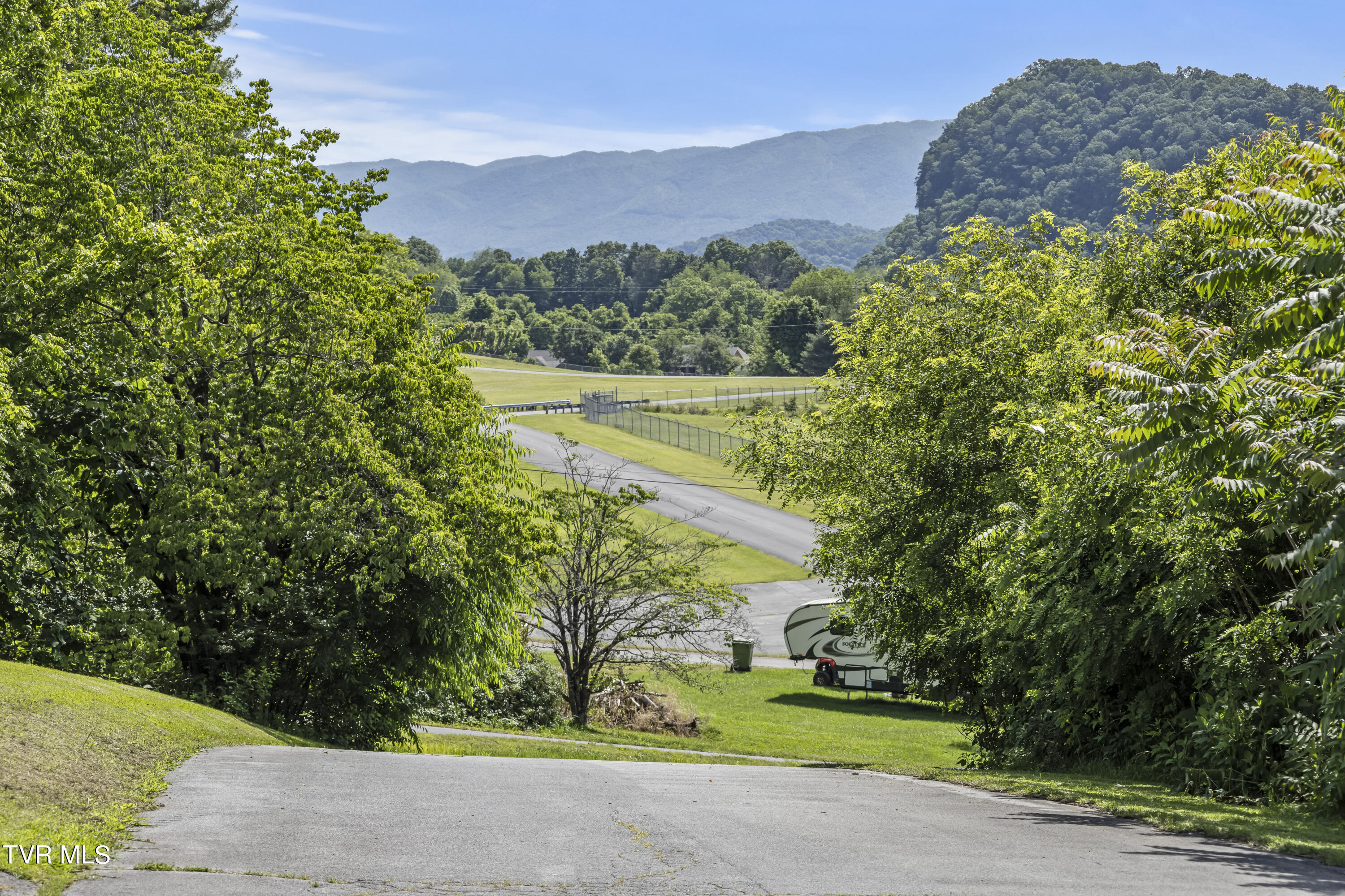 201 Ron Royce Drive #8, Elizabethton, Tennessee image 38