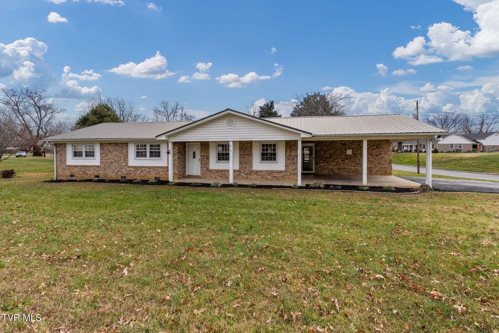 Photo of 212 Mayflower Road, Johnson City, TN 37601 (MLS # 9988594)