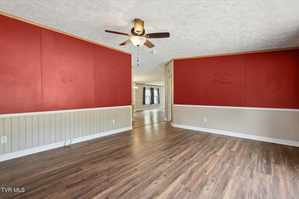 Photo of 4035 Ridge Road, Kingsport, TN 37660 (MLS # 9983103)