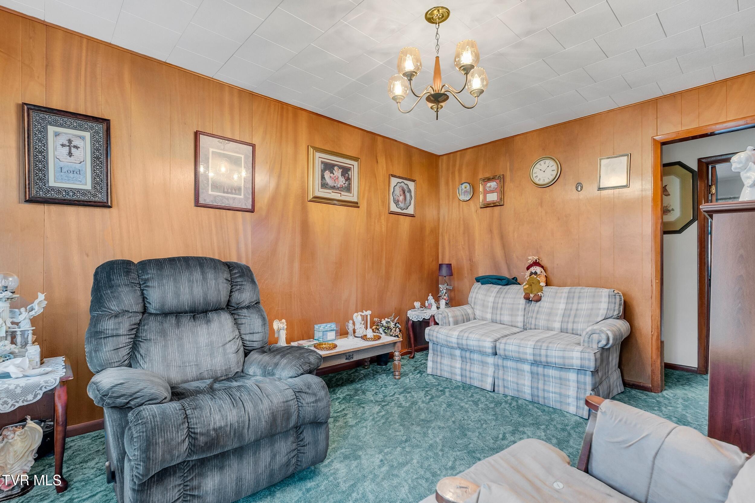 1095 Stonebruise Road, Lebanon, Virginia image 7