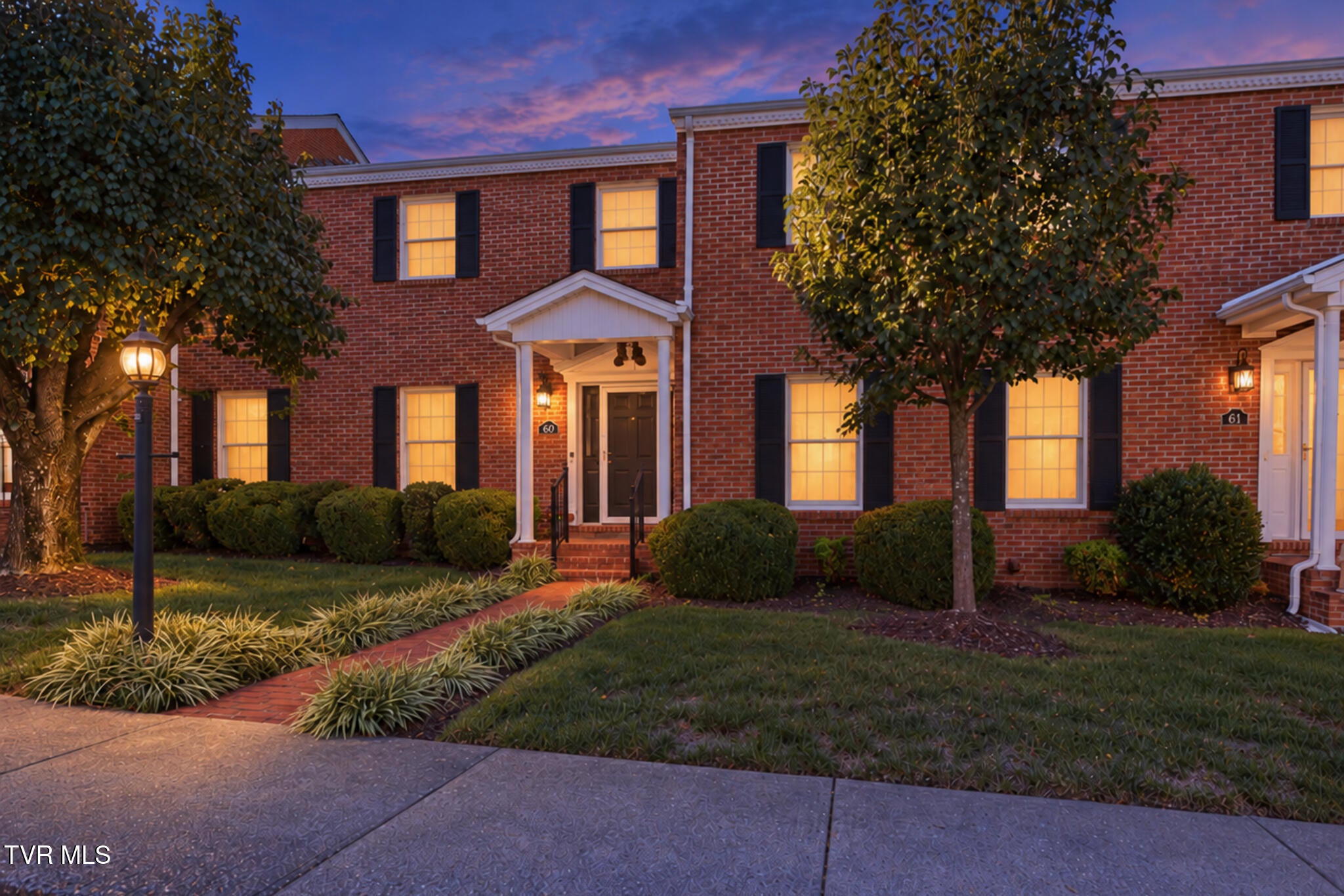 2734 East Oakland Avenue Apt F60