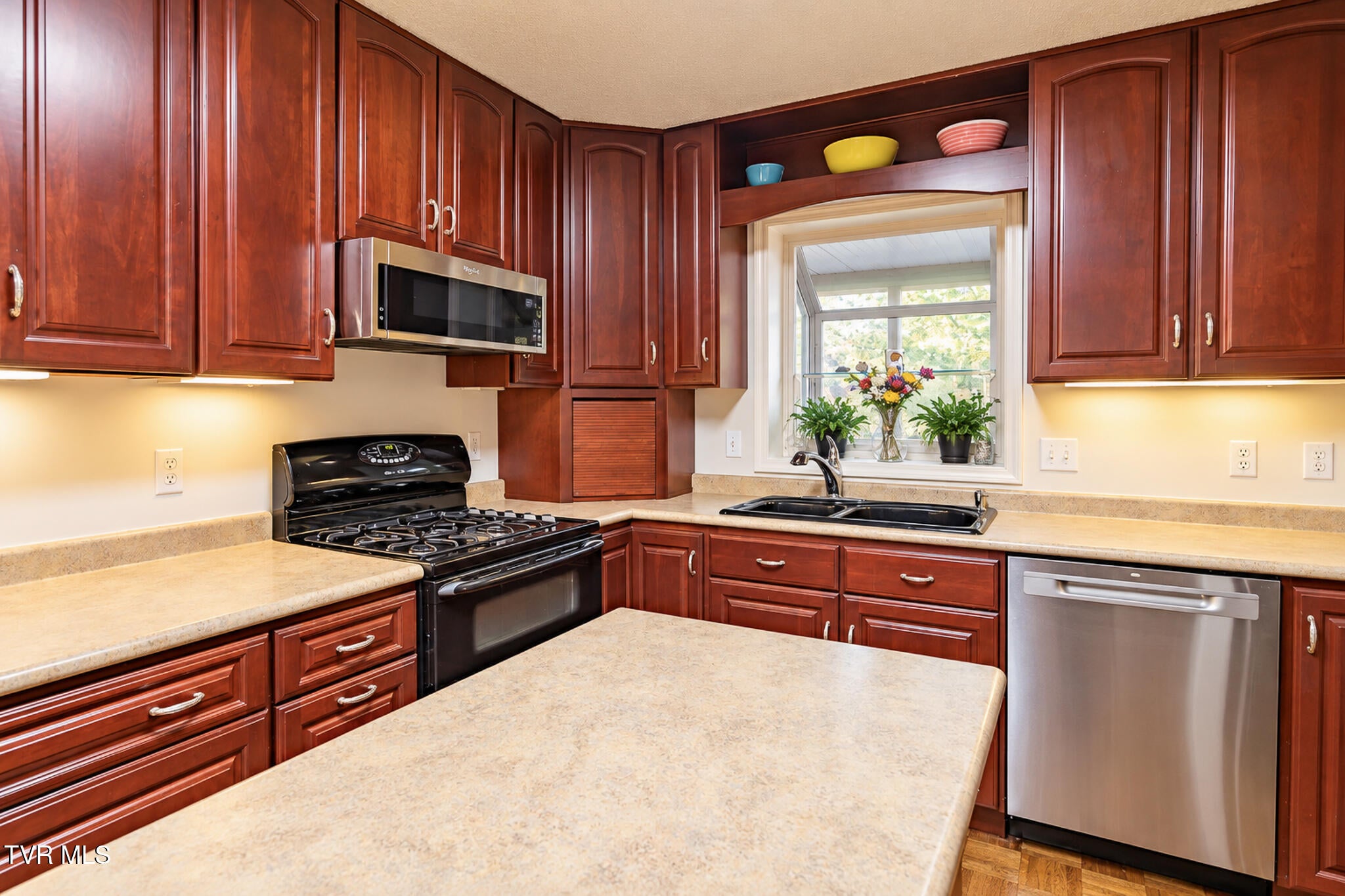 2734 East Oakland Avenue Apt F60