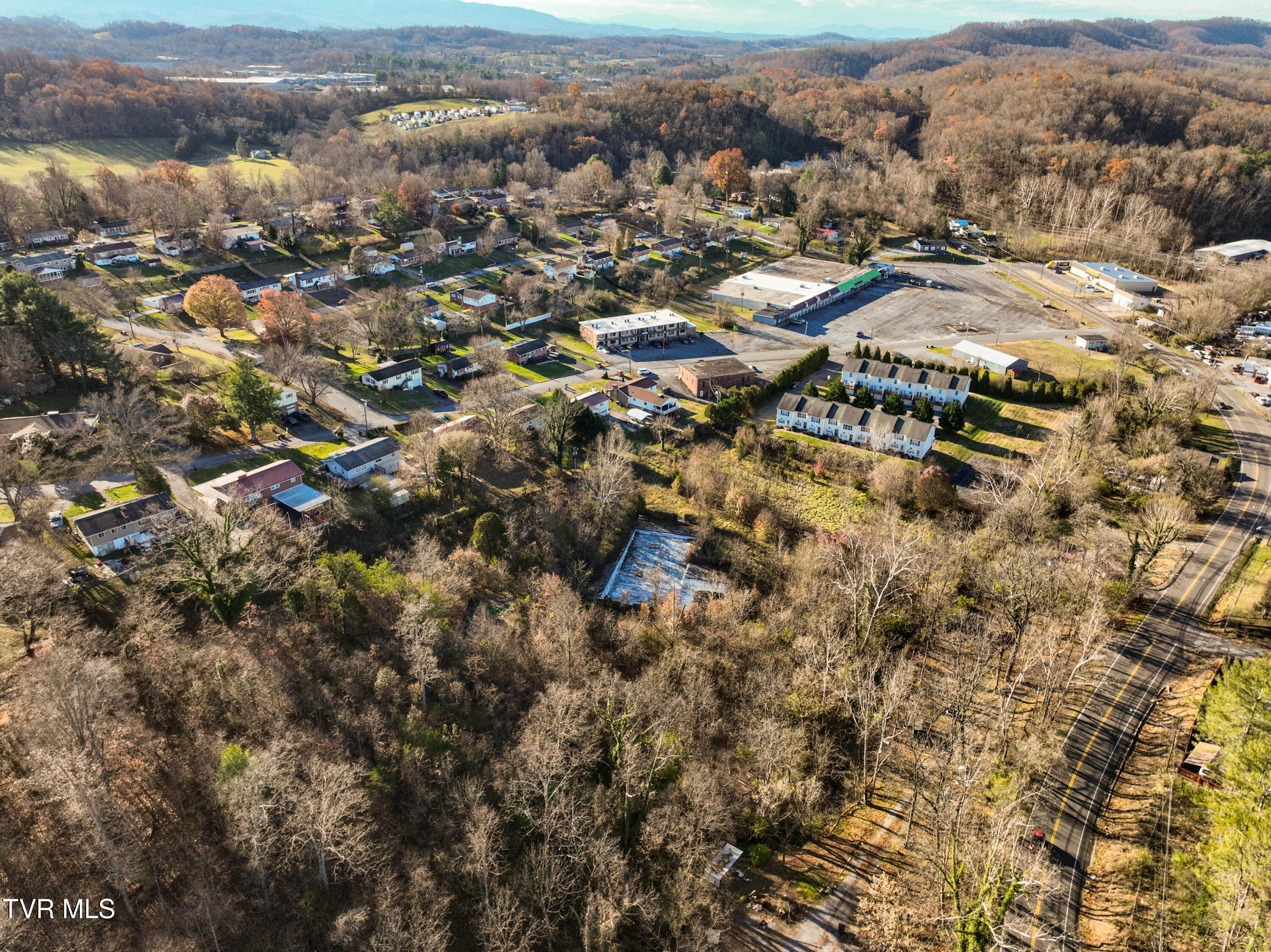 Tbd Weaver / Belmont Pike, Bristol, Tennessee image 13