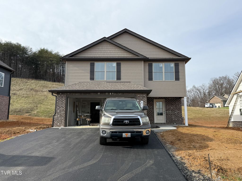 Photo of 614 Cherry Marie Drive, Jonesborough, TN 37659 (MLS # 9989137)