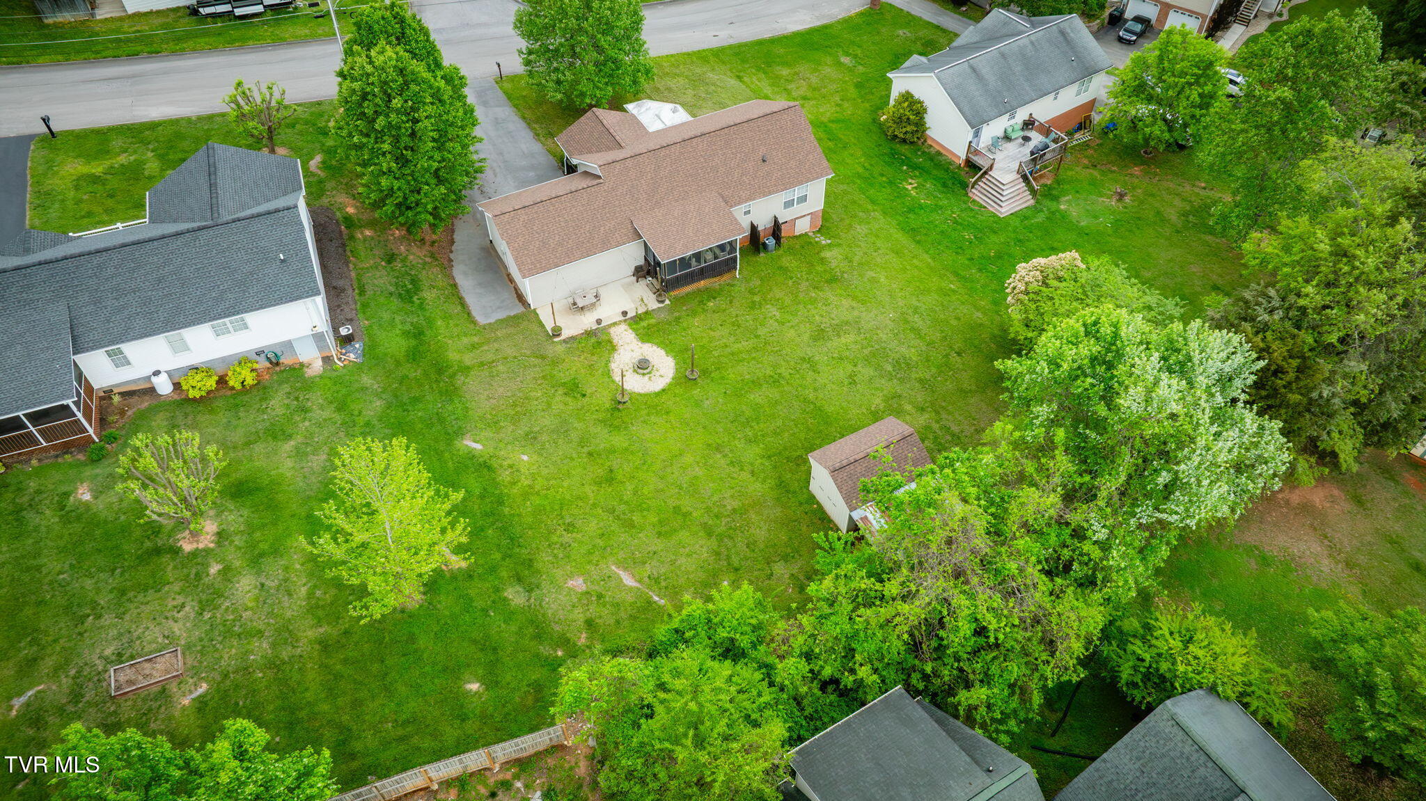 111 Glen Ayre Drive, Johnson City, Tennessee image 29
