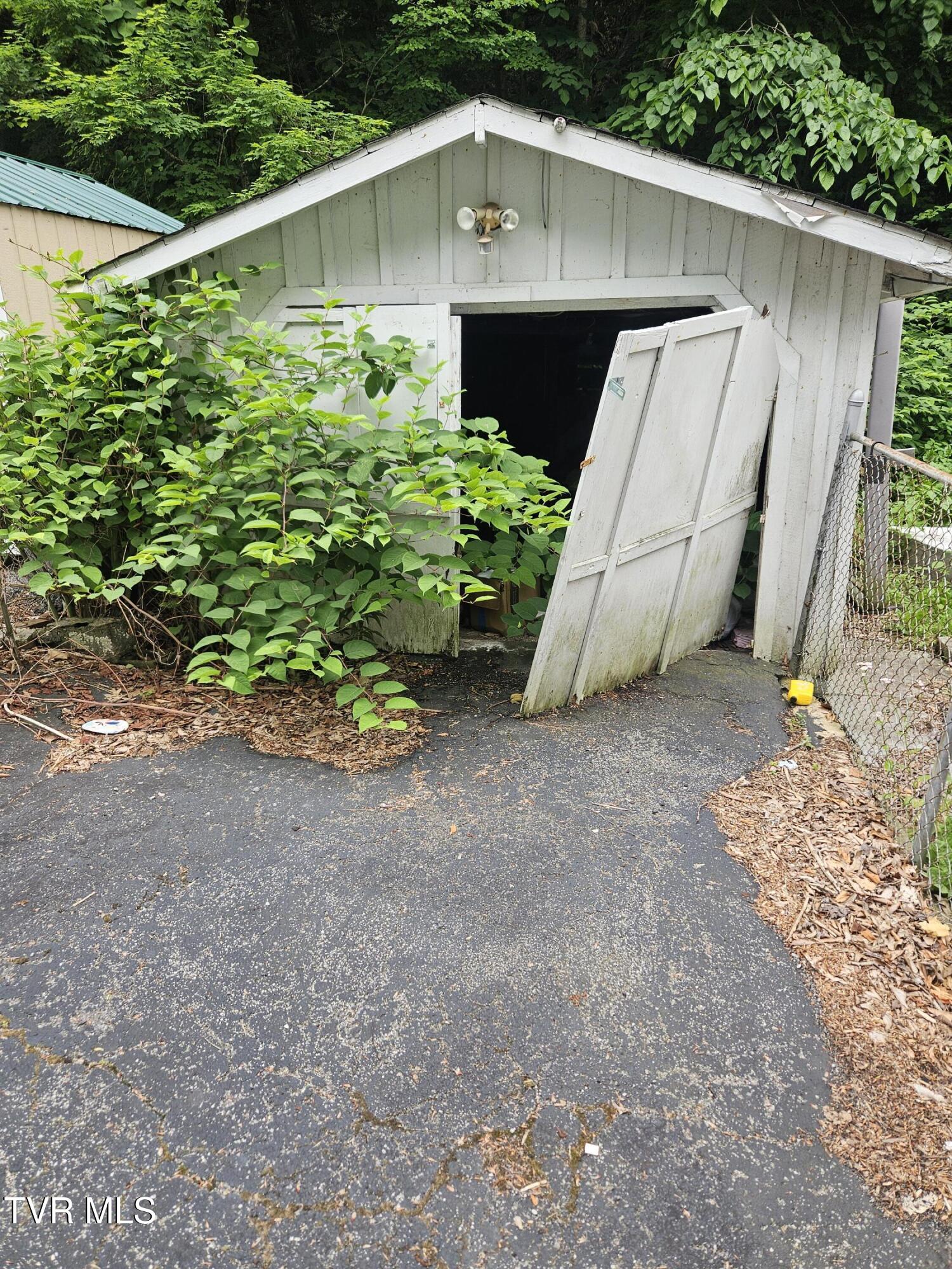 360 Lower Bear Wallow Road Road, Dante, Virginia image 23