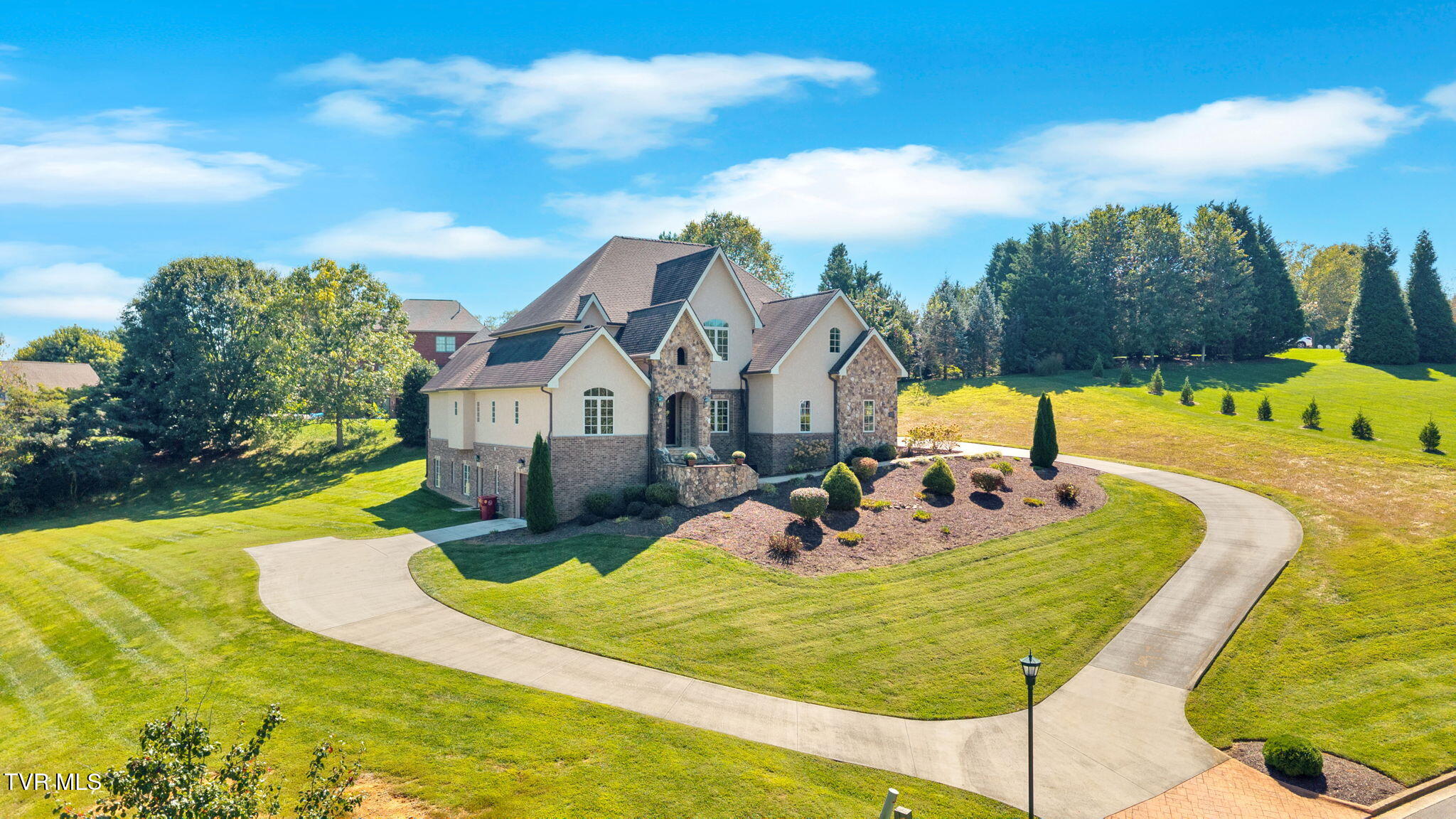 610 Magnolia Ridge Drive