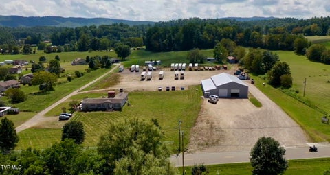 Photo of 2481 Highway 421, Mountain City, TN 37683 (MLS # 10001154)