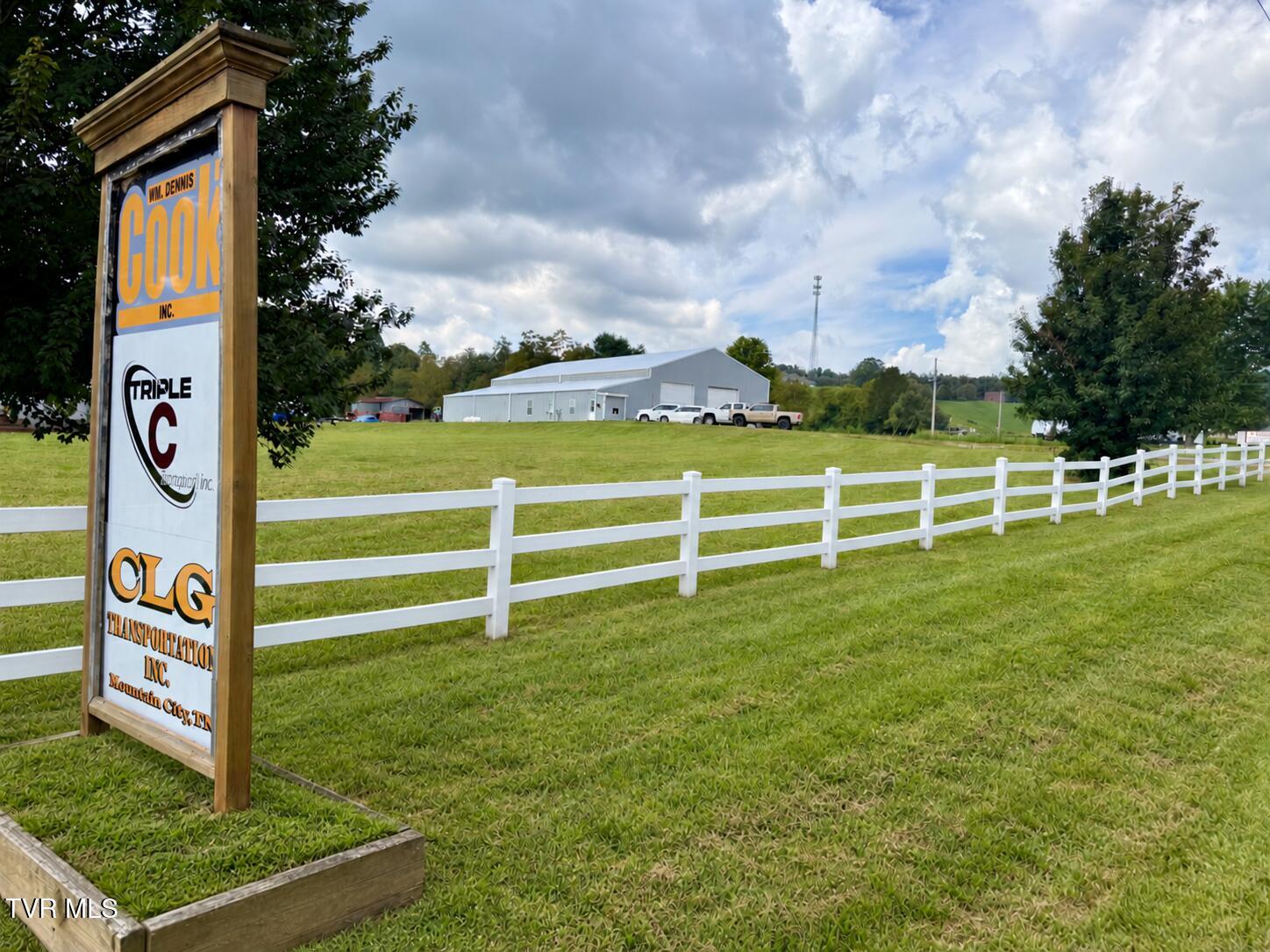 2481 Highway 421