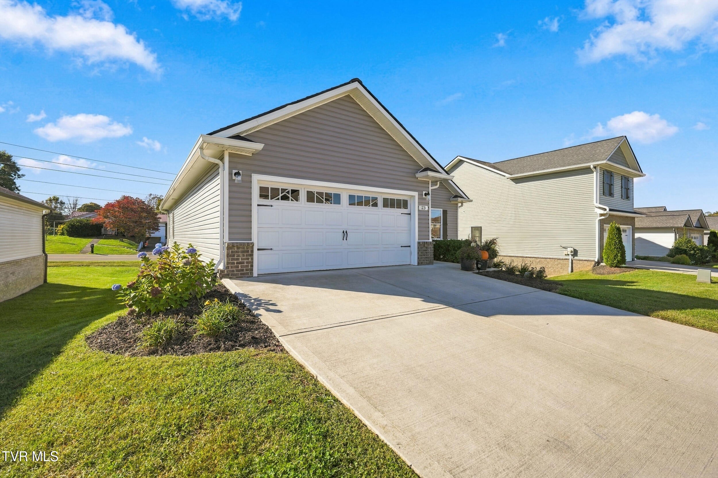 23 Palmetto Court