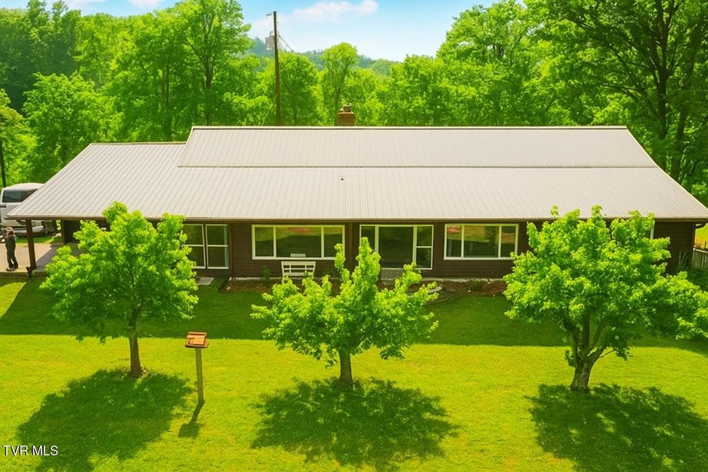 Photo of 3521 James Phillips Way, Sevierville, TN 37876 (MLS # 9981919)