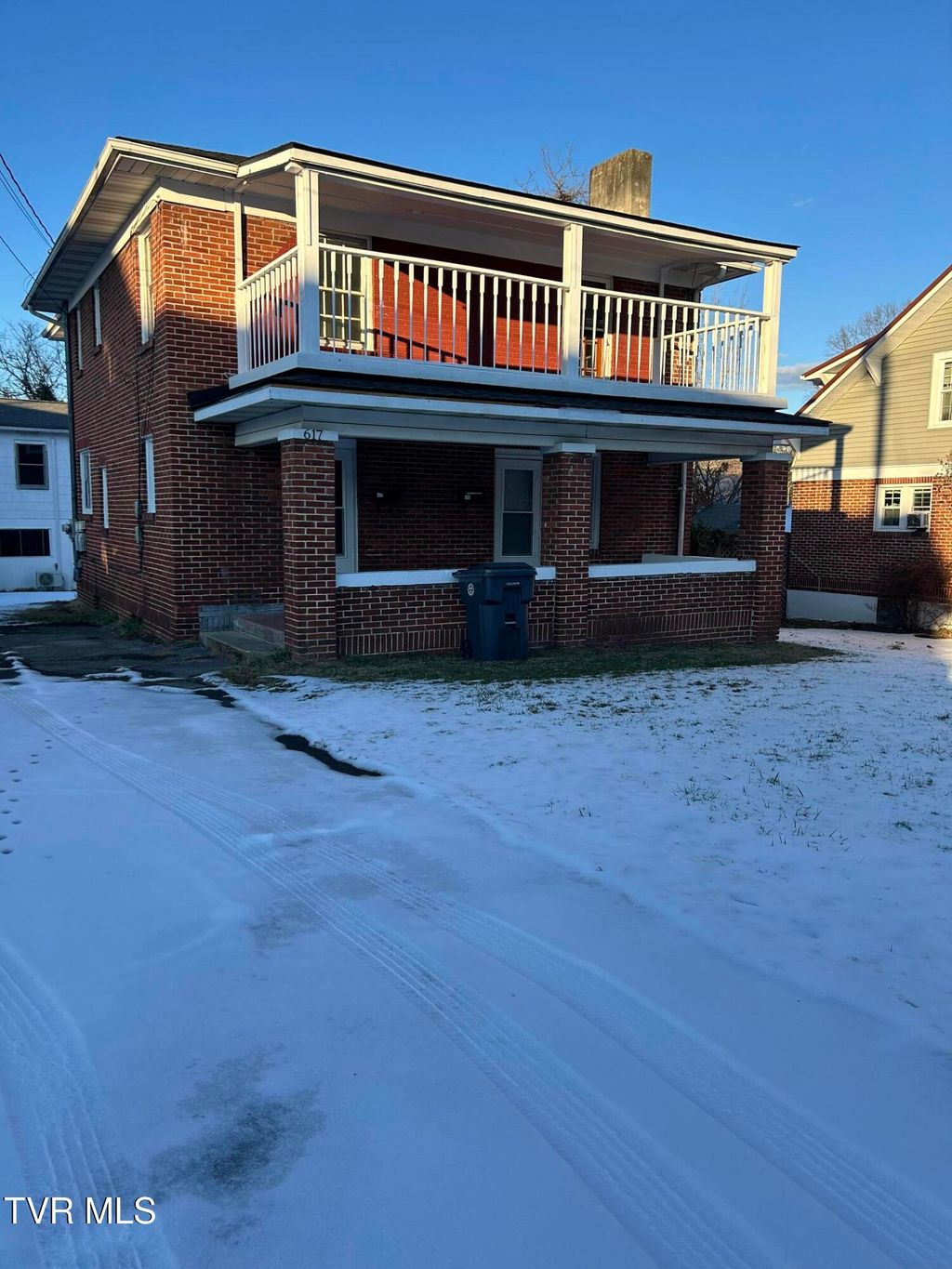 Photo of 617 Taylor Street, Bristol, TN 37620 (MLS # 9975047)