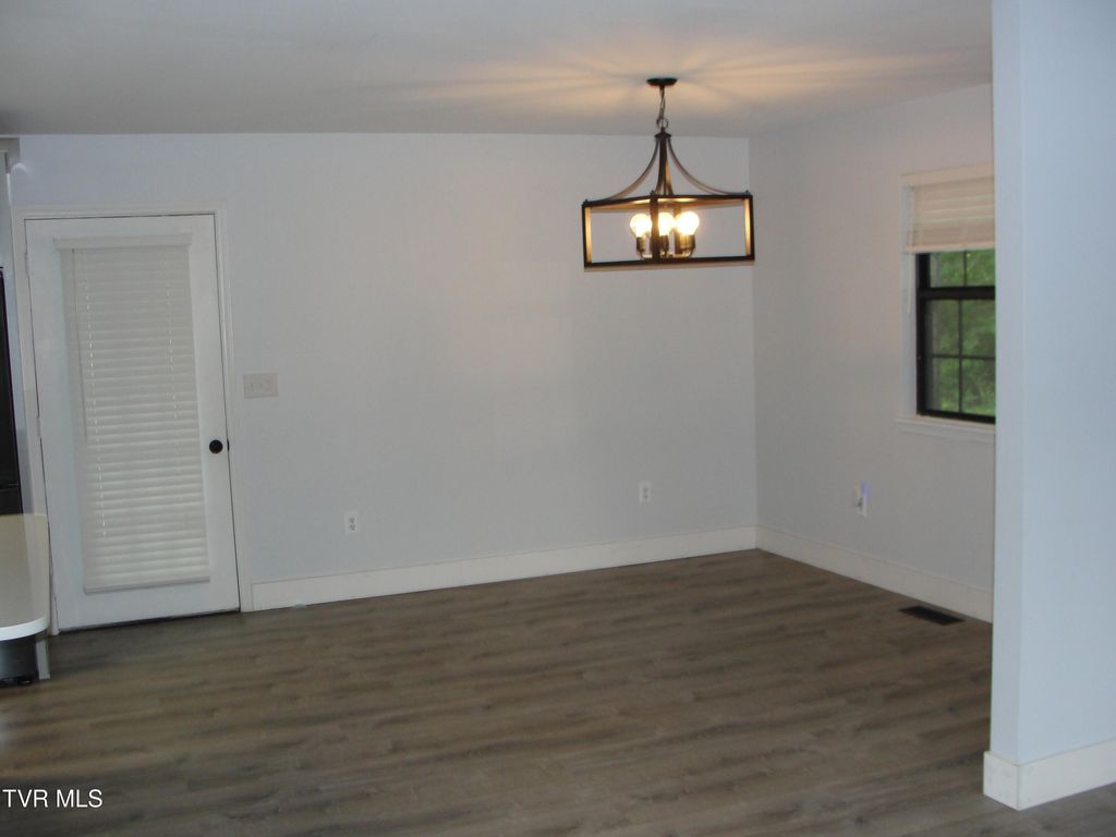 Photo of 2170 N Main Ave Ave, Erwin, TN 37650 (MLS # 9984780)