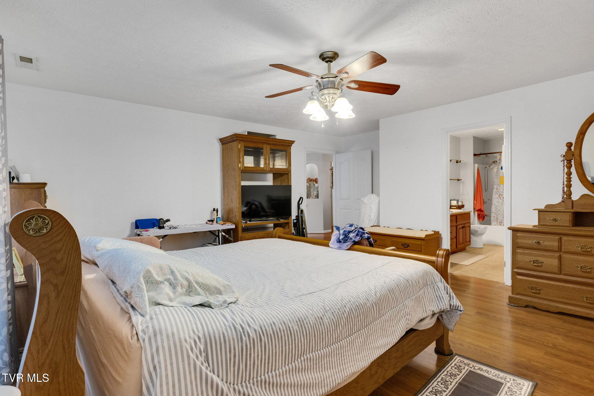 1375 Crystal View Drive, Sevierville, Tennessee image 13