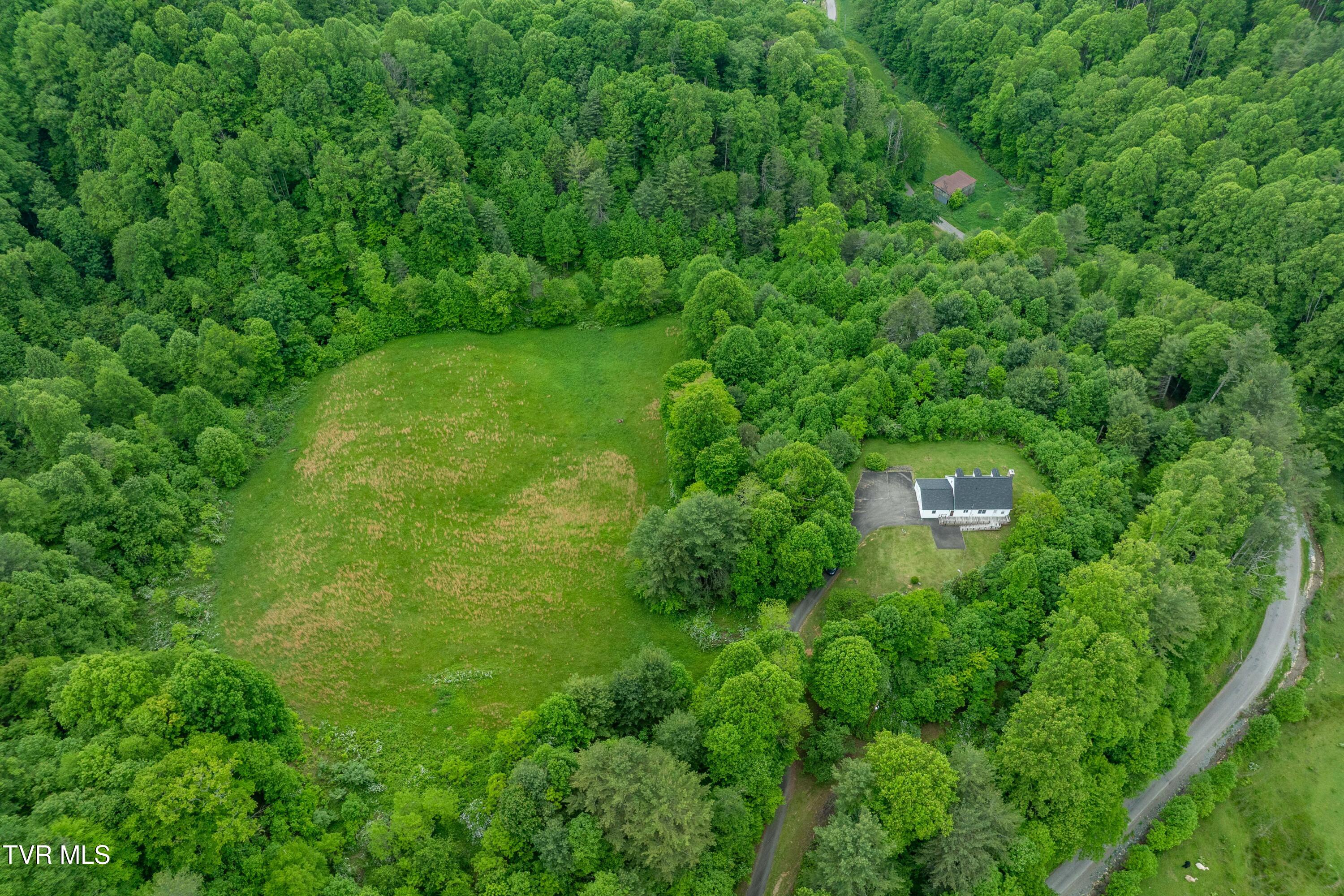 1546 Stage Road, Mountain City, Tennessee image 40