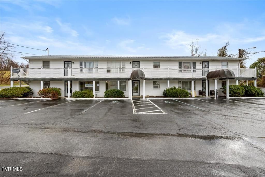 Photo of 33424 Bunker Hill Lane, Glade Spring, VA 24340 (MLS # 9989139)