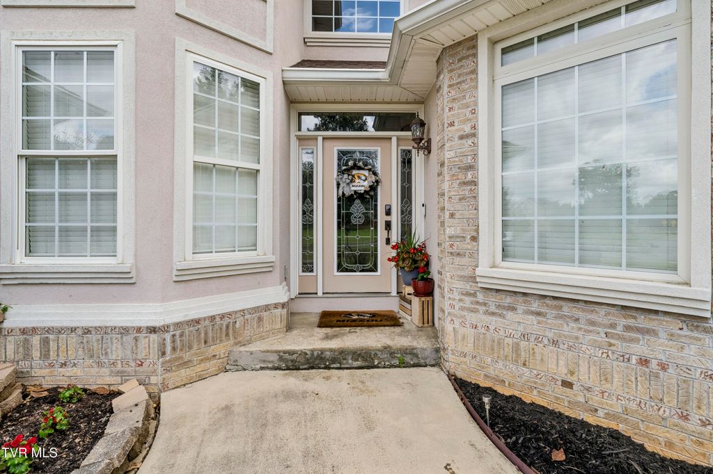 Photo of 104 Lee Carter Drive, Johnson City, TN 37601 (MLS # 9996117)
