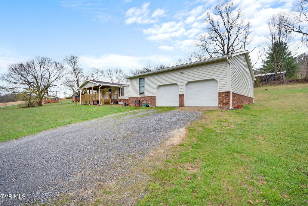 Photo of 11084 Stanley Valley Road, Gate City, VA 24251 (MLS # 9992365)