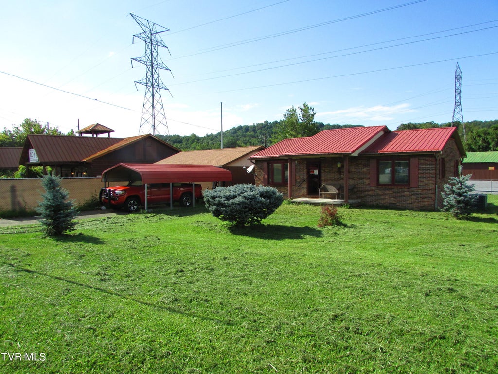 Photo of 138 Lovers LN, Elizabethton, TN 37643 (MLS # 9999092)